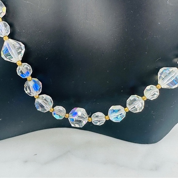 Vintage AB Aurora Borealis Crystal Necklace Faceted Beads Iridescent 16.5” Glam - Picture 4 of 11